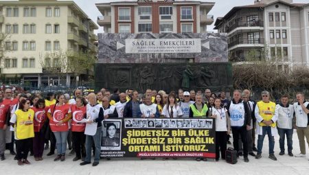 Dr. Ersin Arslan ve Şiddet Sonucu Yaşamını Yitiren Hekimler Anıldı